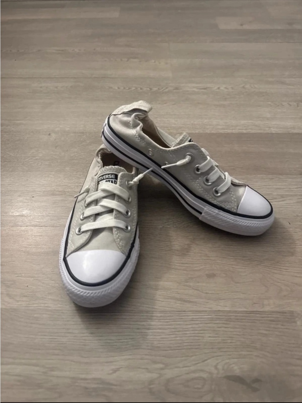 Chuck Taylor - Picture 2 of 3